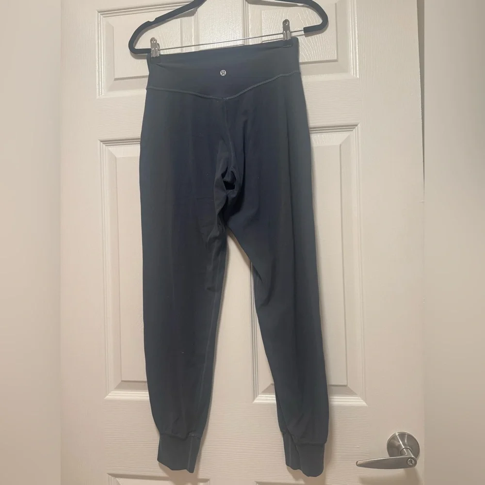 lululemon athletica Onyx Grey Align High-Rise Jogger